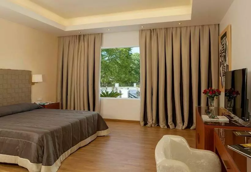 スイート, Theoxenia Residence