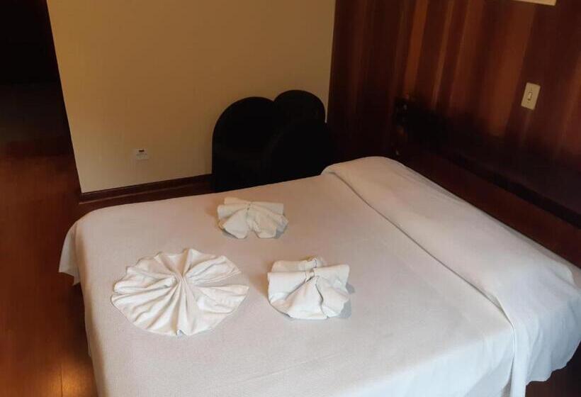 Quarto Estandar, Vill  Agi