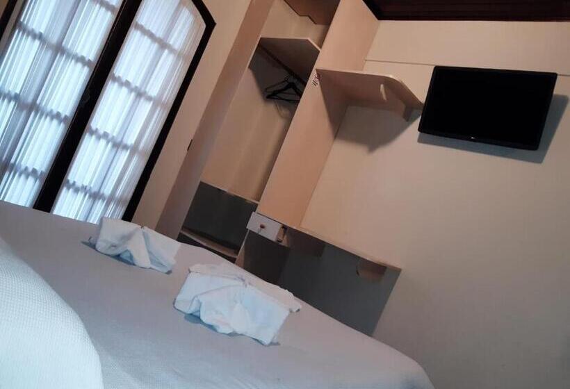 Quarto Estandar, Vill  Agi