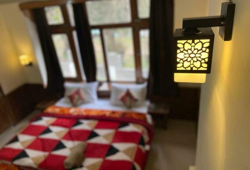 デラックスルーム, Jubilant Manali