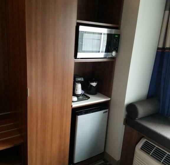 Номер Стандарт, Microtel Inn & Suites By Wyndham Binghamton