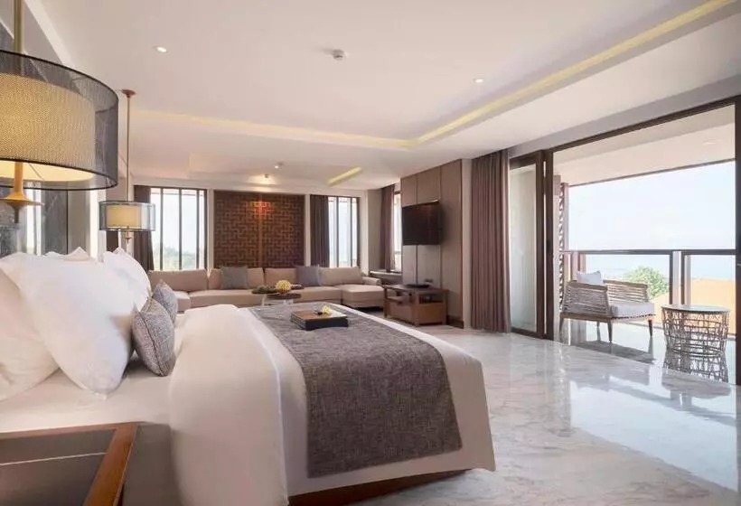 سوئیت با وان آب گرم, The Bandha Hotel & Suites