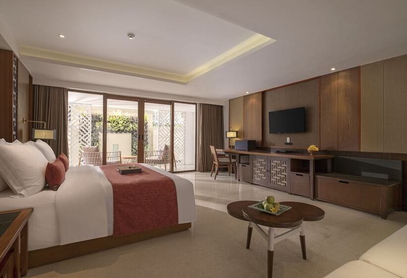 Полулюкс Одноместный с Террасой, The Bandha Hotel & Suites