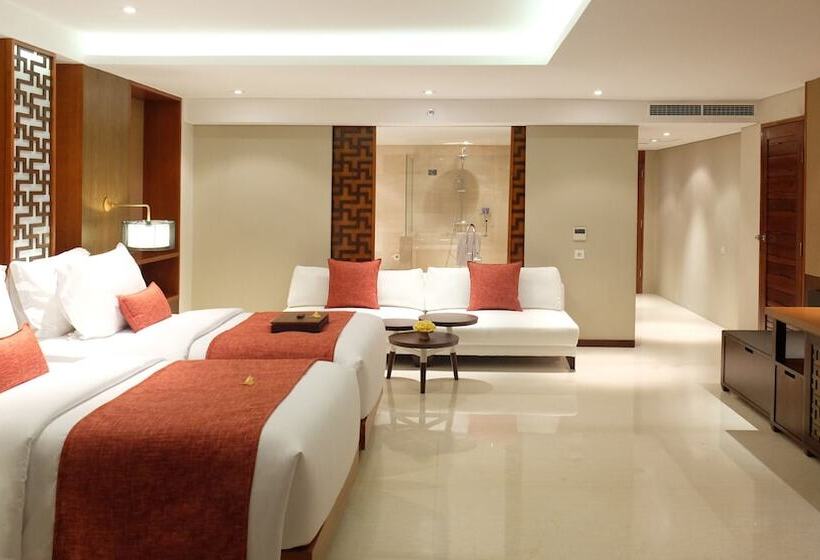 جناح جونيور, The Bandha Hotel & Suites