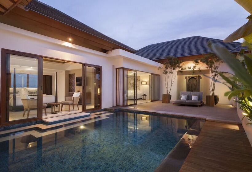 Королевский Люкс, The Bandha Hotel & Suites