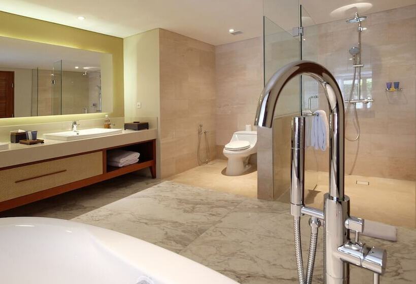 جناح, The Bandha Hotel & Suites