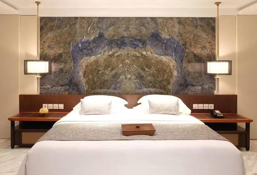 سوییت, The Bandha Hotel & Suites