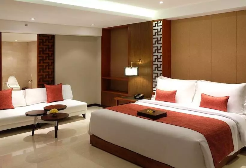 سوییت جونیور, The Bandha Hotel & Suites