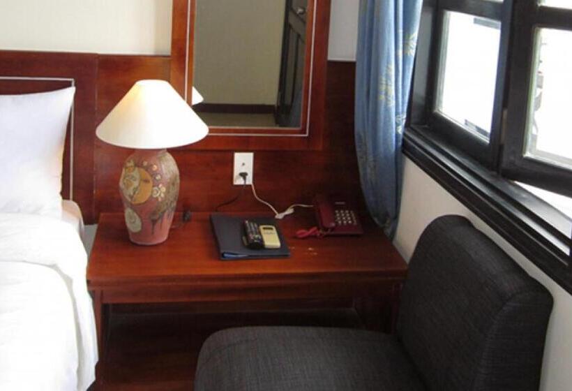 اتاق لوکس, Sai Gon Phong Nha