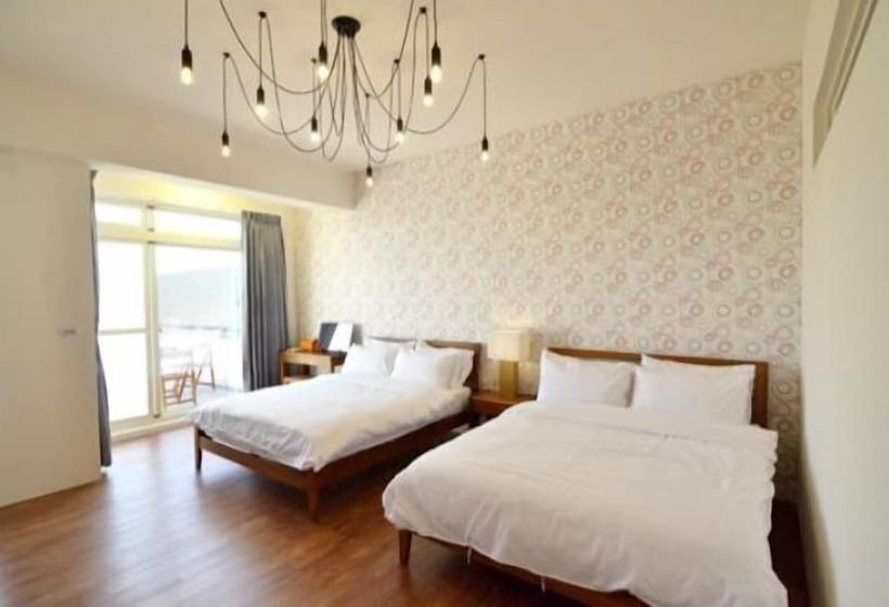 اتاق استاندارد چهار تخته, 蔚藍白鷺民宿