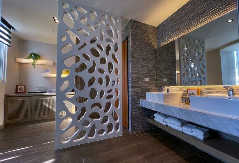 4 Bett Deluxe Zimmer, Kenting 4 Sisters Villa