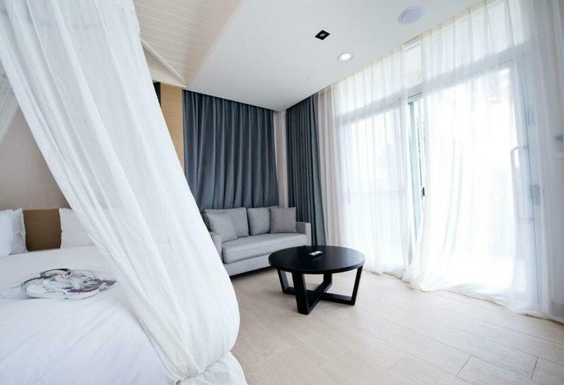4 Bett Deluxe Zimmer, Kenting 4 Sisters Villa