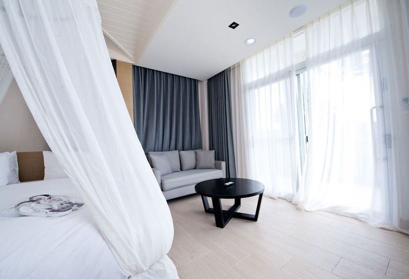 4 Bett Deluxe Zimmer, Kenting 4 Sisters Villa