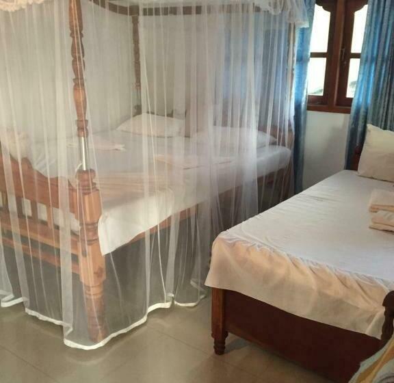 Трехместный Номер Базовый, Damith Guest House