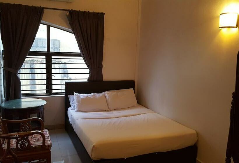 חדר סטנדרט, Ferringhi Heritage Budget