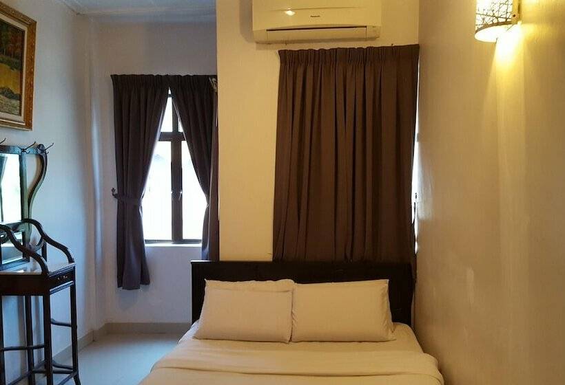 חדר סטנדרט, Ferringhi Heritage Budget