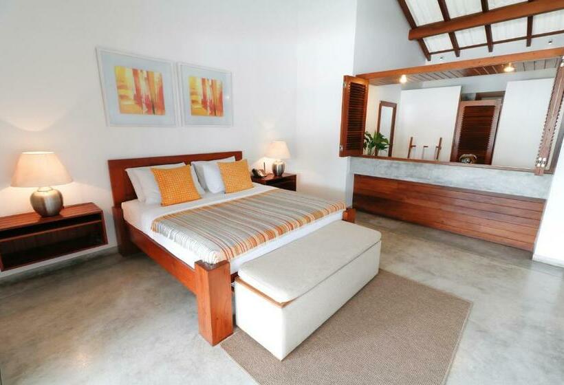 Номер Deluxe, Lantern Boutique Hotel By Reveal