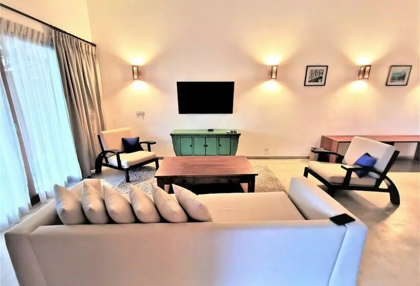 スイート, Lantern Boutique Hotel By Reveal