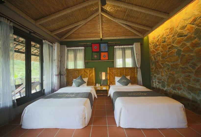 Deluxe Room Mountain View, Mai Chau Ecolodge