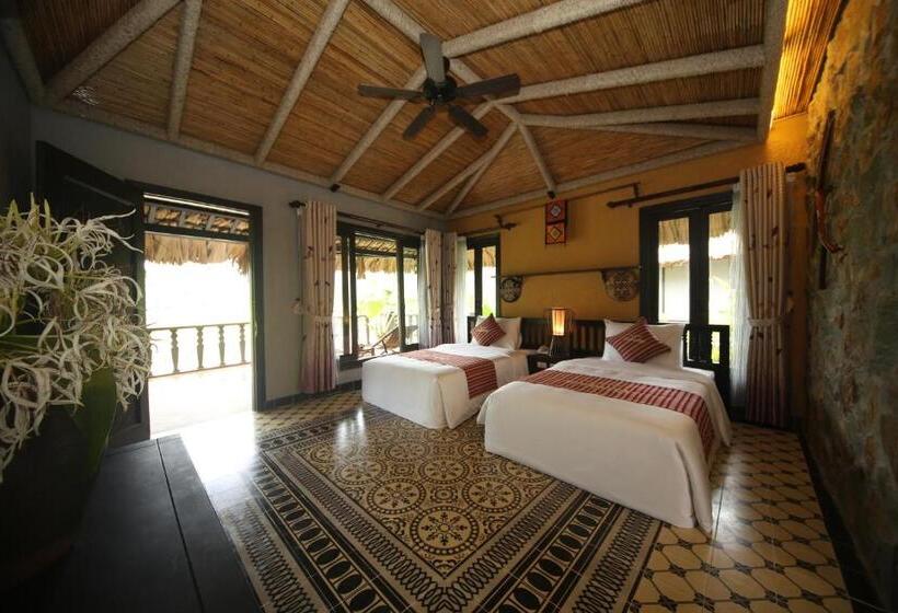 اتاق خانوادگی تودرتو, Mai Chau Ecolodge