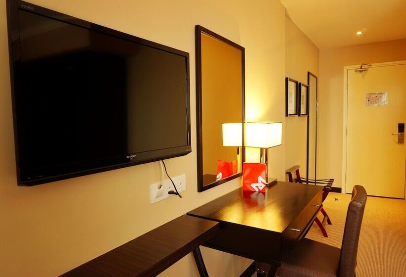 Номер Deluxe, Merchant