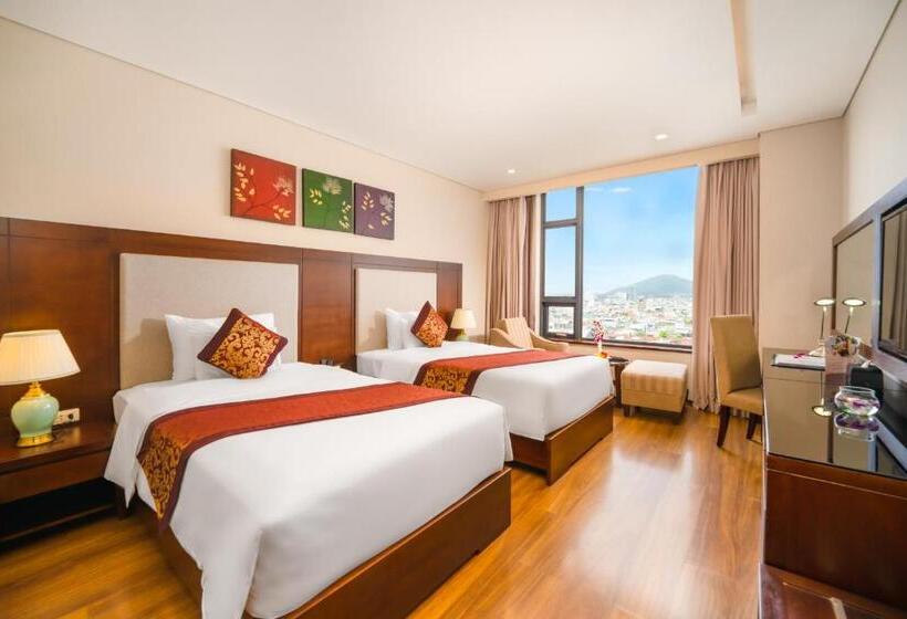 اتاق لوکس, Minh Toan Galaxy