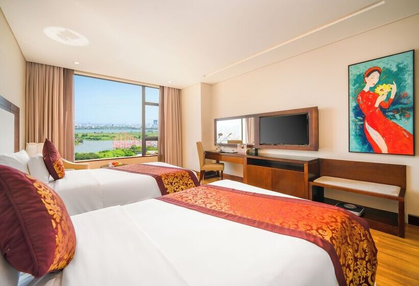 اتاق پرمیوم, Minh Toan Galaxy