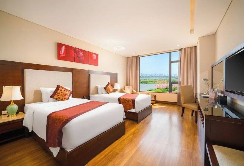 اتاق پرمیوم, Minh Toan Galaxy