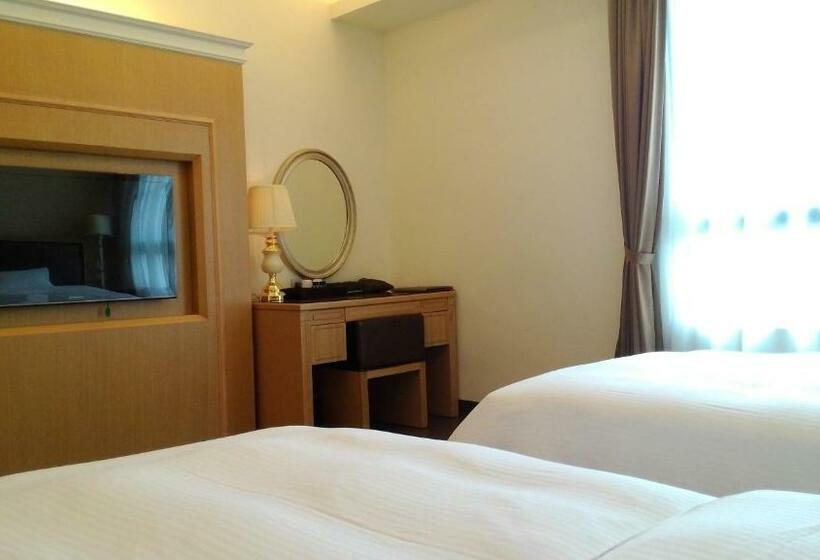 اتاق کلاس بیزنس, Modern Puli