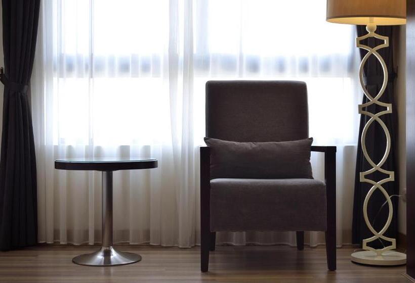 اتاق کلاسیک چهارنفره, Modern Puli