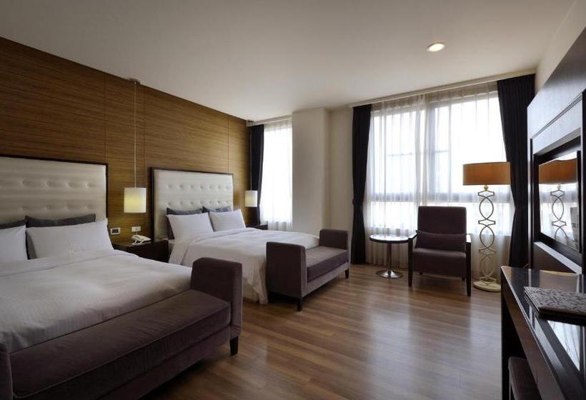 اتاق کلاسیک چهارنفره, Modern Puli