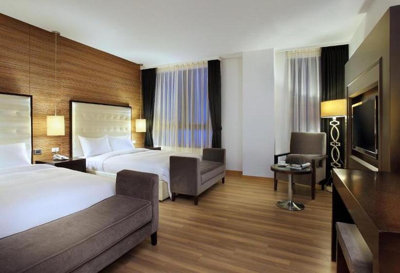 اتاق کلاسیک چهارنفره, Modern Puli