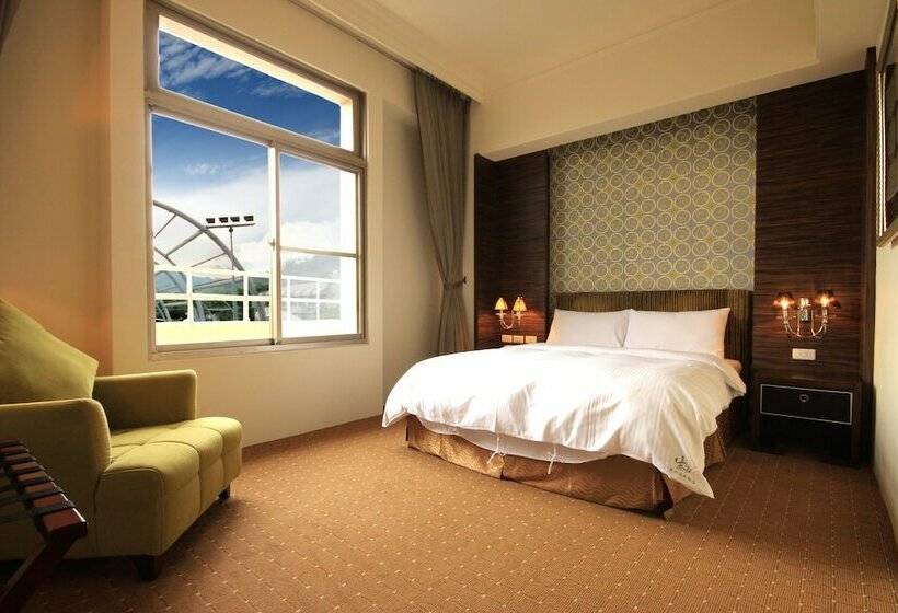 اتاق لوکس, Mountain Fish Water