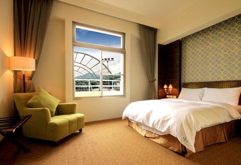 اتاق لوکس, Mountain Fish Water