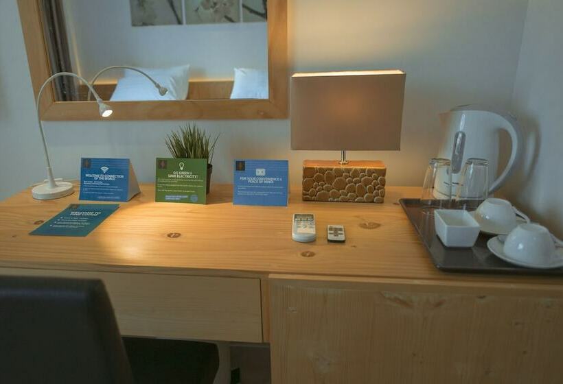 اتاق لوکس, Pine Lodge Maldives