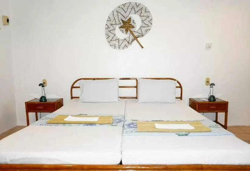 بانگلوی استاندارد, Marcosas Cottages Resort