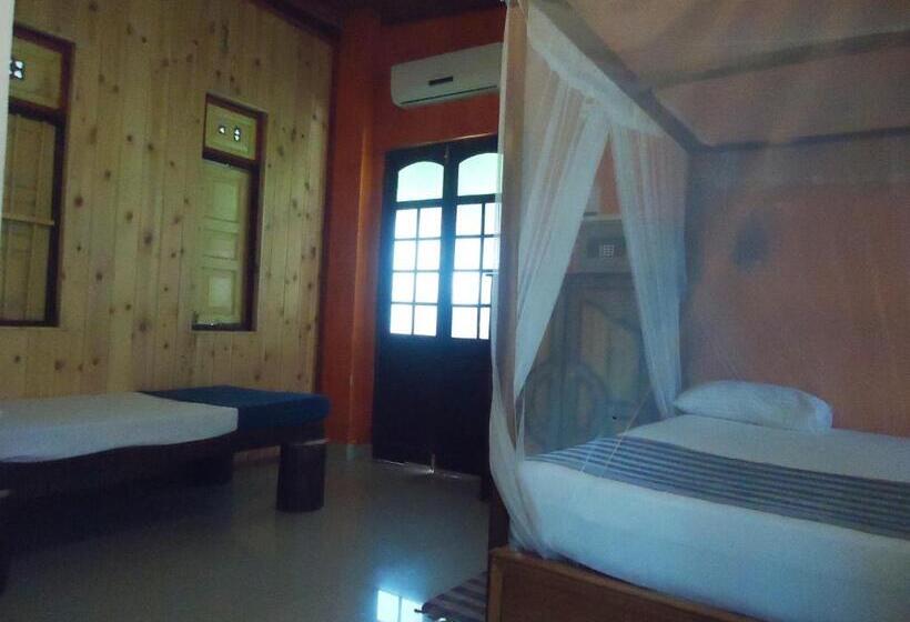 Habitació Triple Deluxe, Sky Garden Mini