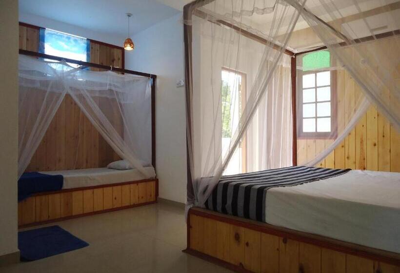 Habitació Triple Deluxe, Sky Garden Mini