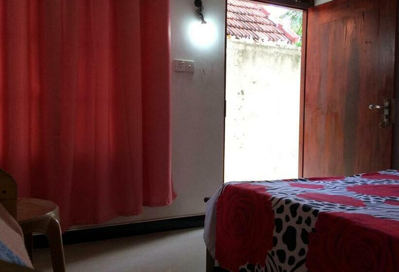 패밀리 룸, Sun Rest Mirissa