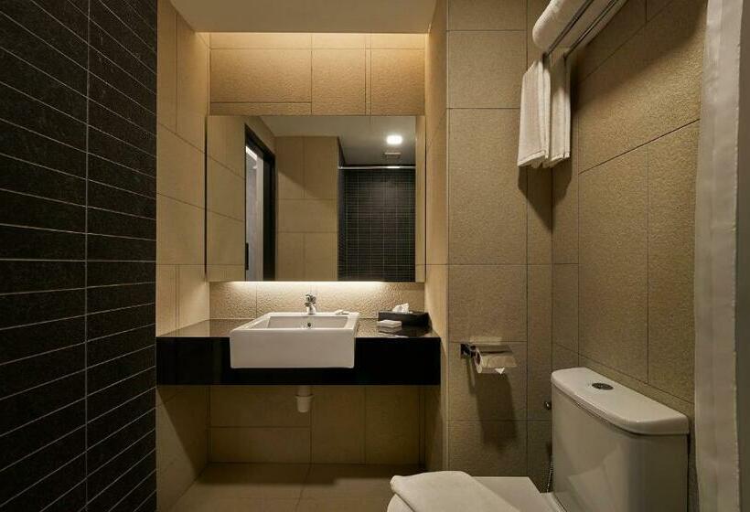 Номер Deluxe Кровать Кинг, U Hotel Penang