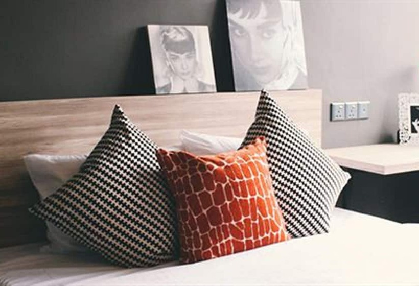 חדר דחוקס עם מיטת קינג, U Hotel Penang