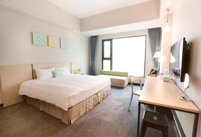 Cameră Deluxe, Liyaou