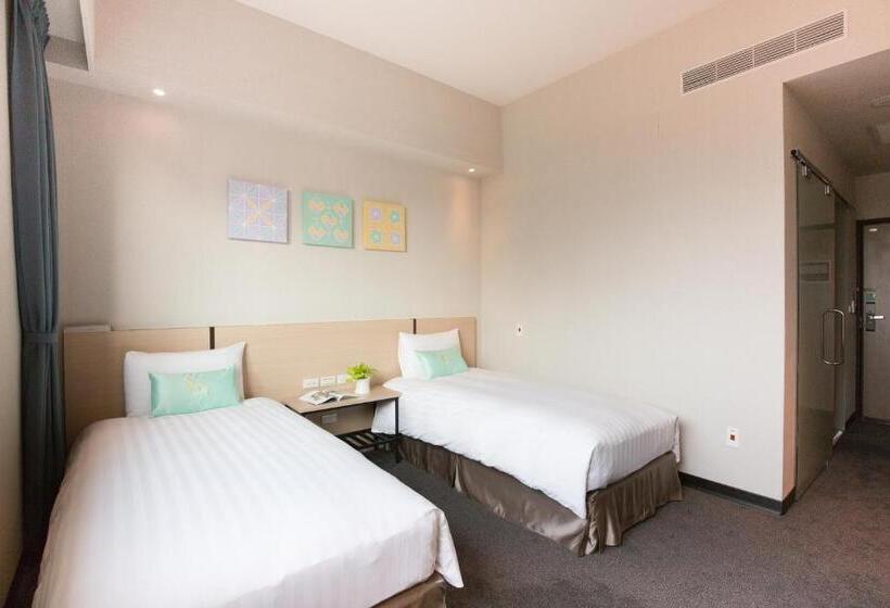 Cameră Standard Adaptată pentru Discapacitaţi, Liyaou