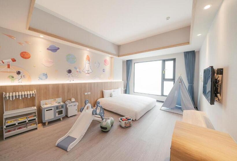 Cameră Tematică Standard, Liyaou