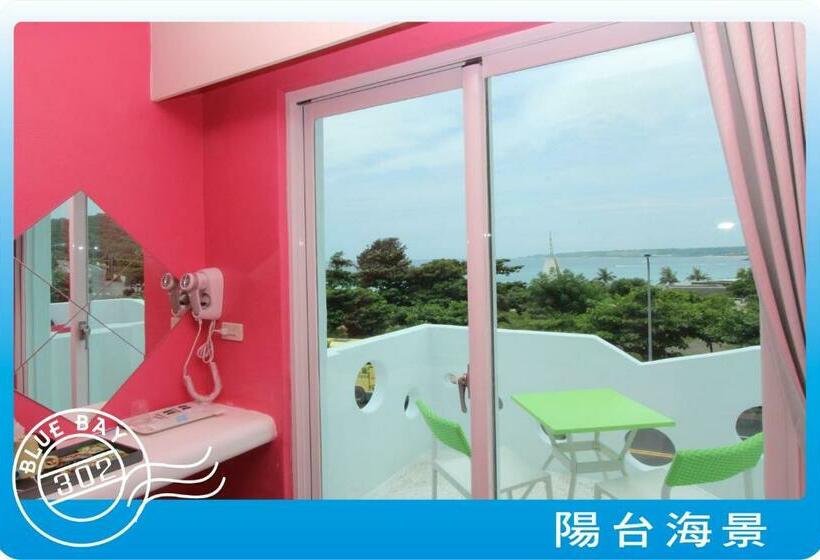 اتاق استاندارد با بالکن و چشمانداز دریا, Kenting Blue Bay Inn