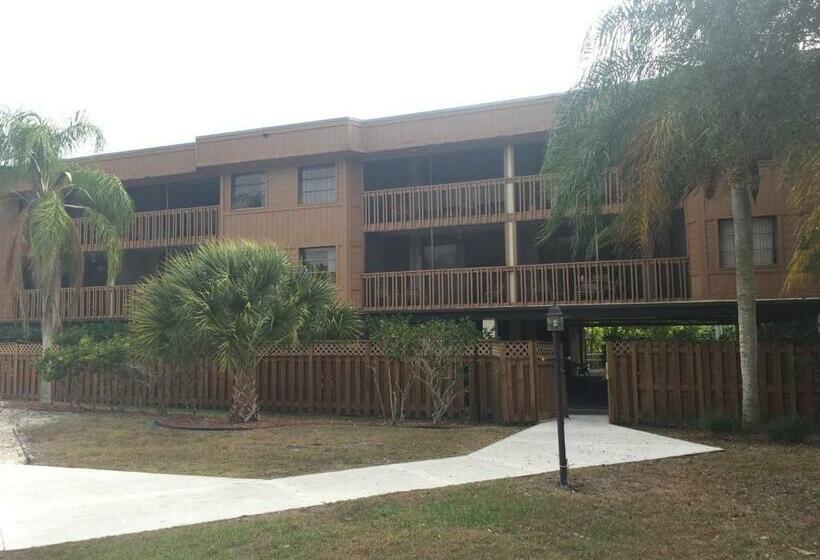 جناح غرفتين نوم, Charlotte Bay Resort