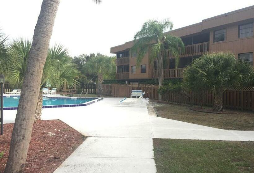 جناح غرفتين نوم, Charlotte Bay Resort