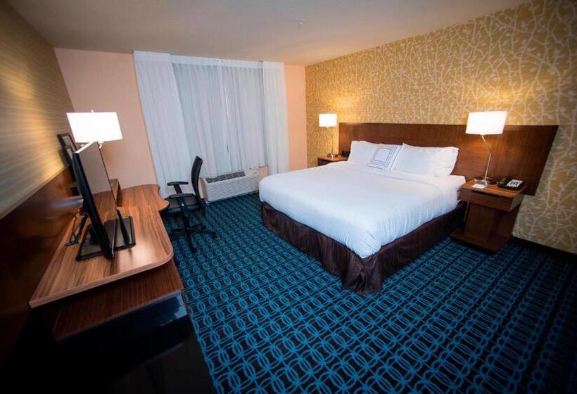 غرفة قياسية سرير كينج, Fairfield Inn & Suites By Marriott Cincinnati Uptown/university Area