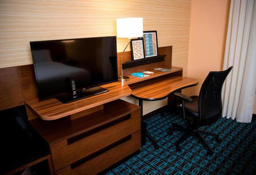 غرفة قياسية سرير كينج, Fairfield Inn & Suites By Marriott Cincinnati Uptown/university Area