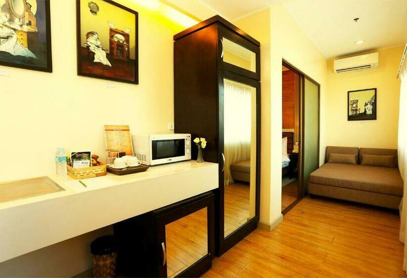 수피리어 스위트, Palm Grass